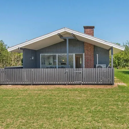 6 Person Holiday Home In Juelsminde