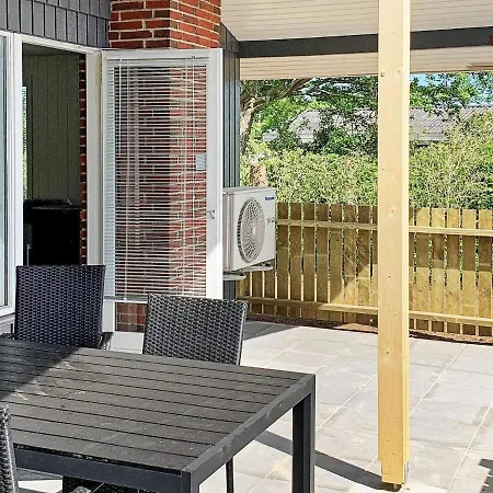 6 Person Holiday Home In Juelsminde Ferienhaus *